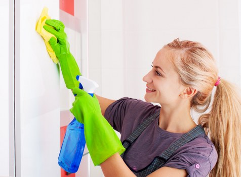 Professional hard floor cleaning in a Harringay home hallway