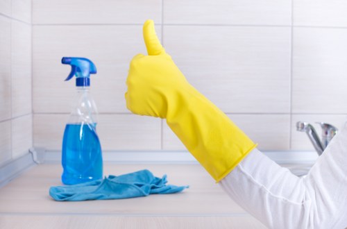 Professional end of tenancy cleaning for a Harringay rental property kitchen